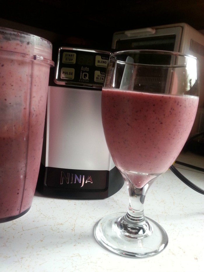 wild berry banana smoothie