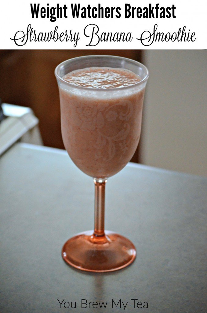 Check out this great Weight Watchers breakfast Strawberry Banana Smoothie recipe! So easy, delicious and super healthy choice! 