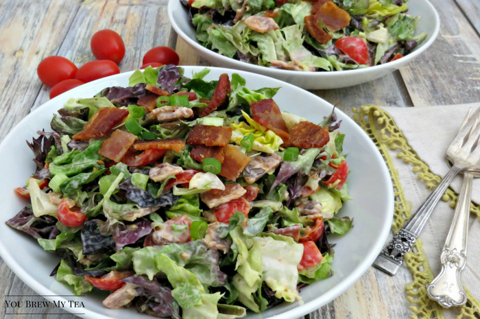 BLT Chopped Salad {Easy and Flavorful!} 