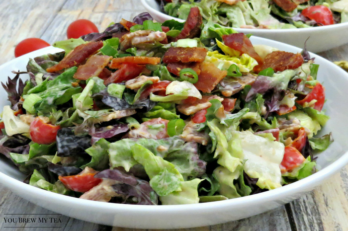 Chopped Salad is a great choice for a hearty lunch everyone loves! This bacon lovers Weight Watchers Salad is fast and easy to make!! Only 4 SmartPoints per serving! 