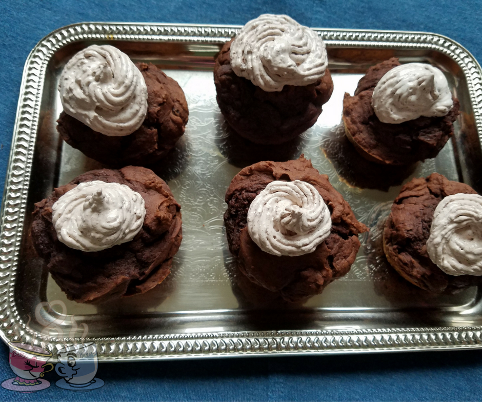 Sugar-Free Chocolate Cupcakes are easier than ever to make with this fast recipe! Only 3 SmartPoints Per Cupcake on Weight Watchers - icing included!