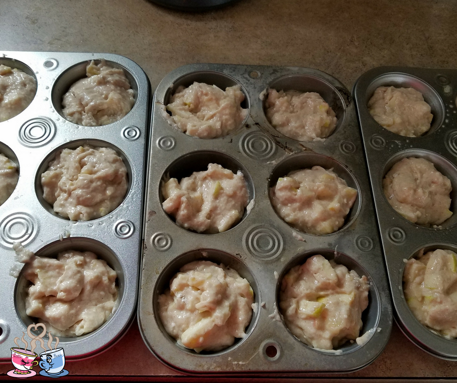 Apple Cinnamon Muffins are a must have in the fall when the weather cools off and this recipe is a great healthier option at only 3 SmartPoints per muffin!