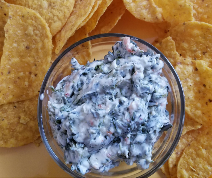 Make our Healthy Spinach Dip Recipe that is only 1 SmartPoint on the Weight Watchers FreeStyle Plan or Flex Plan! This is a great appetizer recipe everyone loves!