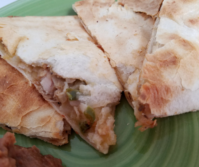 This Weight Watchers Chicken Quesadilla Recipe is a great choice for a kid-friendly dinner or a perfect FreeStyle Lunch Recipe for only 5 SmartPoints per serving.