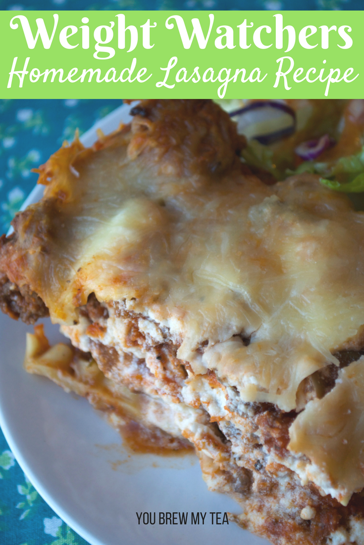 Make our Lightened Up Homemade Lasagna Dish as a great flavorful and family-friendly meal everyone loves for only 6 SmartPoints on Weight Watchers FreeStyle plan! 