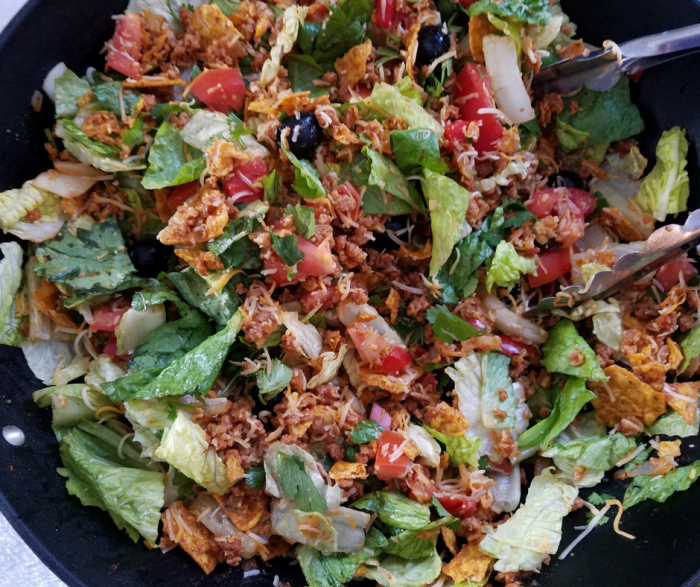 Weight Watchers FreeStyle is better than ever with our favorite Vegetarian Taco Salad recipe! Super fast and easy to make, and a hit with the kids! This 30 minute meal is a perfect menu plan addition!