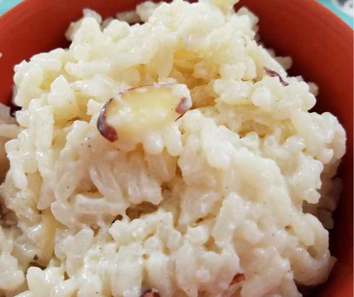 Make our Skinny Rice Pudding Recipe in just minutes! This easy Weight Watchers FreeStyle Dessert recipe is only 6 SmartPoints per serving and delicious!