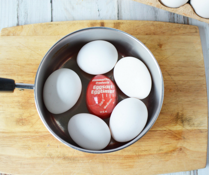 Our easy Weight Watchers Deviled Eggs Recipe is only 1 SmartPoint on FreeStyle for each egg! A perfect easy summer recipe everyone will love to enjoy with you at your next barbecue event!