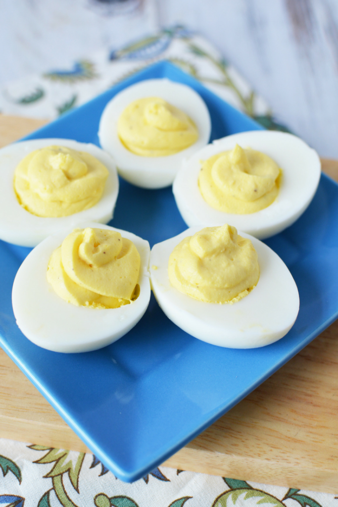 Our easy Weight Watchers Deviled Eggs Recipe is only 1 SmartPoint on FreeStyle for each egg! A perfect easy summer recipe everyone will love to enjoy with you at your next barbecue event!