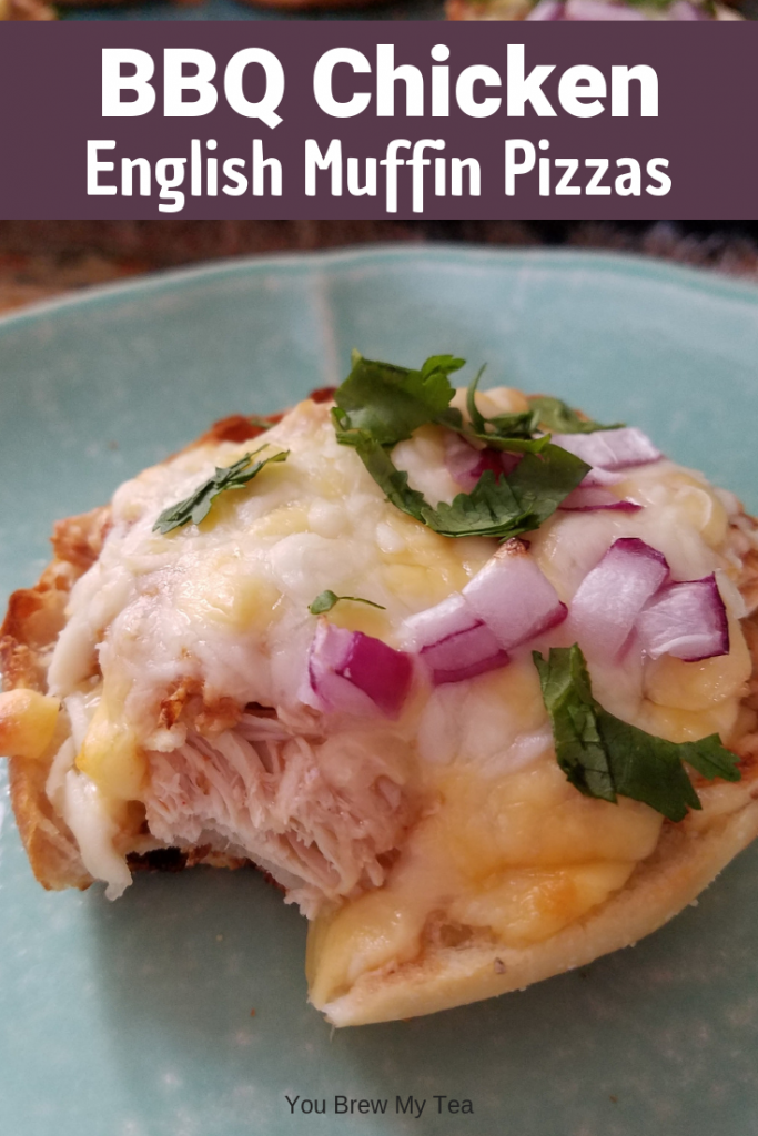 Make these BBQ Chicken English Muffin pizzas as a great Weight Watchers FreeStyle meal idea that everyone will love! Kid-Friendly foods that are easy to make!