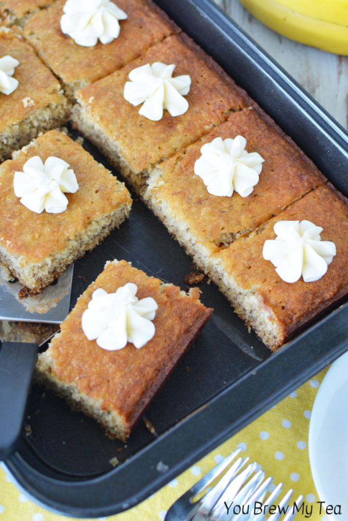 Make our Healthy Banana Cake Recipe in minutes! This delicious WW FreeStyle Recipe is a perfect Weight Watchers dessert that everyone will love. Homemade cake recipes are a hit with our family, especially with this simple option ready in a half hour!