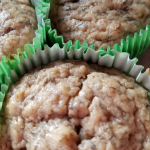 Nothing beats a yummy and delicious peanut butter banana muffin for breakfast. Grab this easy to make WW FreeStyle recipe and make these for only 2 SmartPoints each with no fancy ingredients needed.