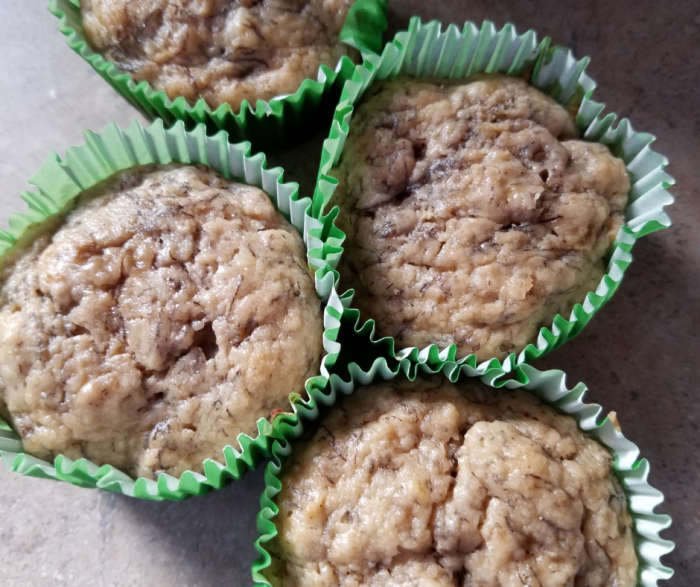 Making these peanut butter banana muffins is going to make breakfast easier for you to manage than ever! Only 2 SmartPoints per muffin means these fit into your daily points with ease!
