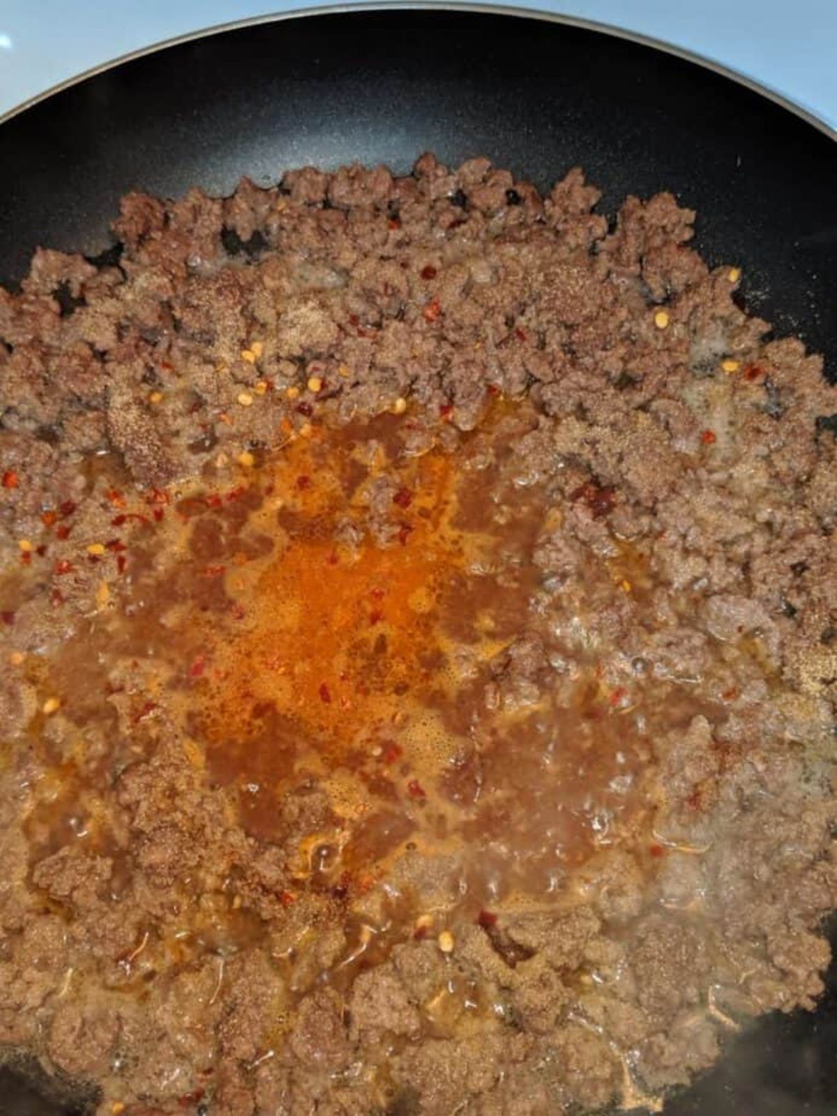 sloppy joe mix in black skillet